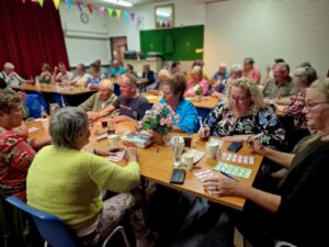 Lees meer over het artikel Zomerbingo 18+ Buurthuis Bronveld een daverend succes!