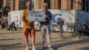 Lees meer over het artikel RotaryClub Barneveld steunt StaB – Bronveld initiatief voor warme maaltijden