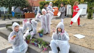 Lees meer over het artikel Jeugd opent de verbouwing van het plein